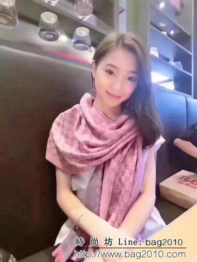 GUCCI古馳經典款 官網16年最新GG羊毛提花系列長圍巾 688156 LLWJ6928